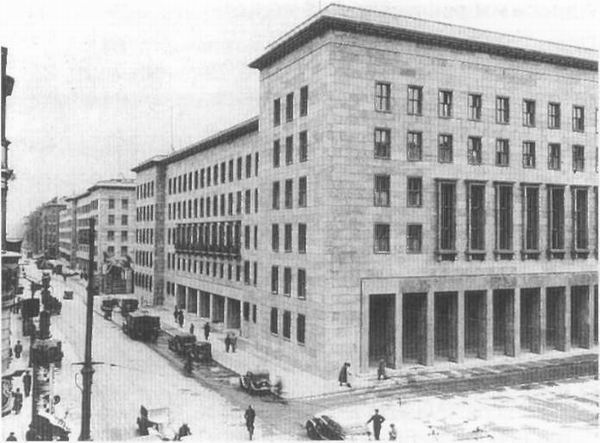 Комплекс зданий имперского министерства авиации на Вильгельмштрассе и Лейпцигштрассе, 1936 г.