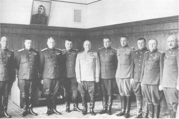 Генералы и маршалы, командующие советских «фронтов» в последний период войны, 1944/45 гг.