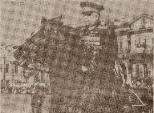 Маршал Г.К. Жуков принимает парад Победы в Москве в 1945 г.