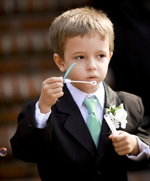 во что одеть мальчика на свадьбе